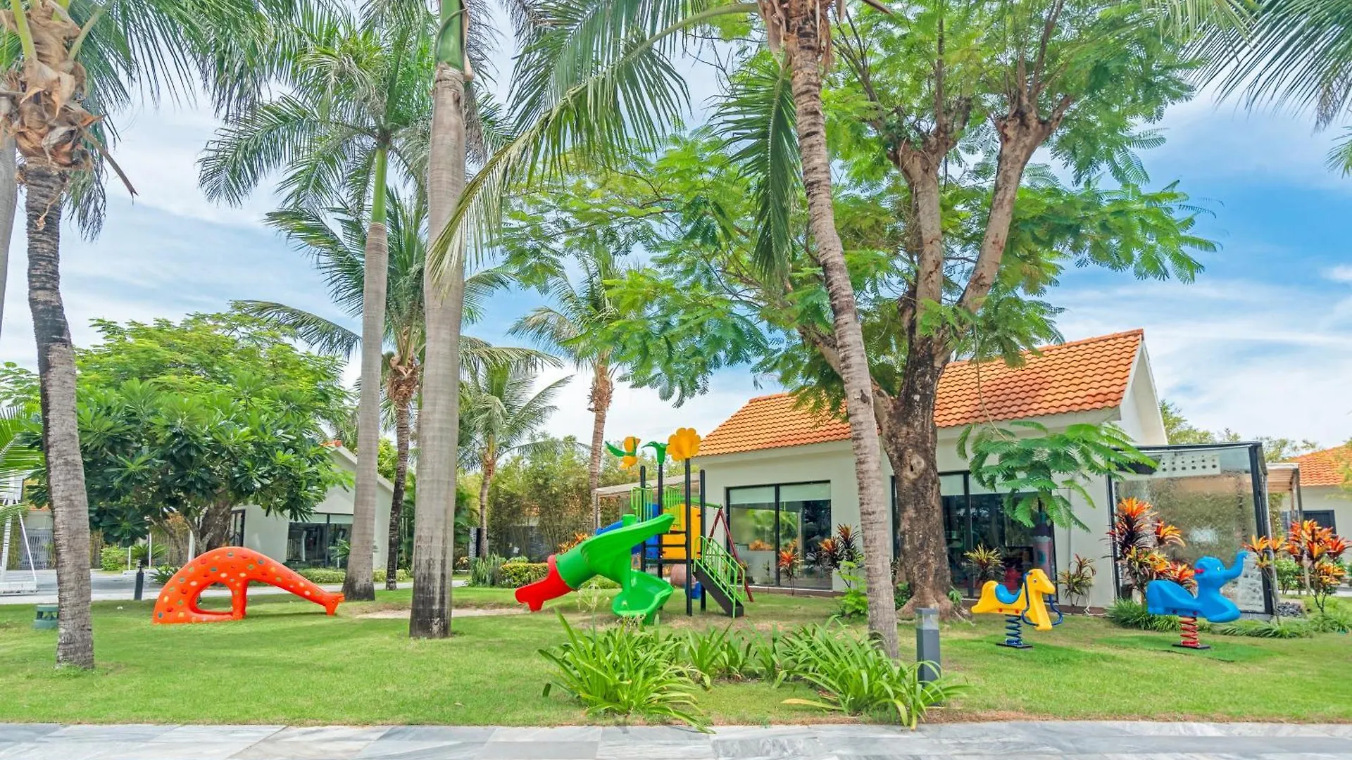 ***** Hotel Grandvrio Ocean Resort Danang Tra Khe Vietnam